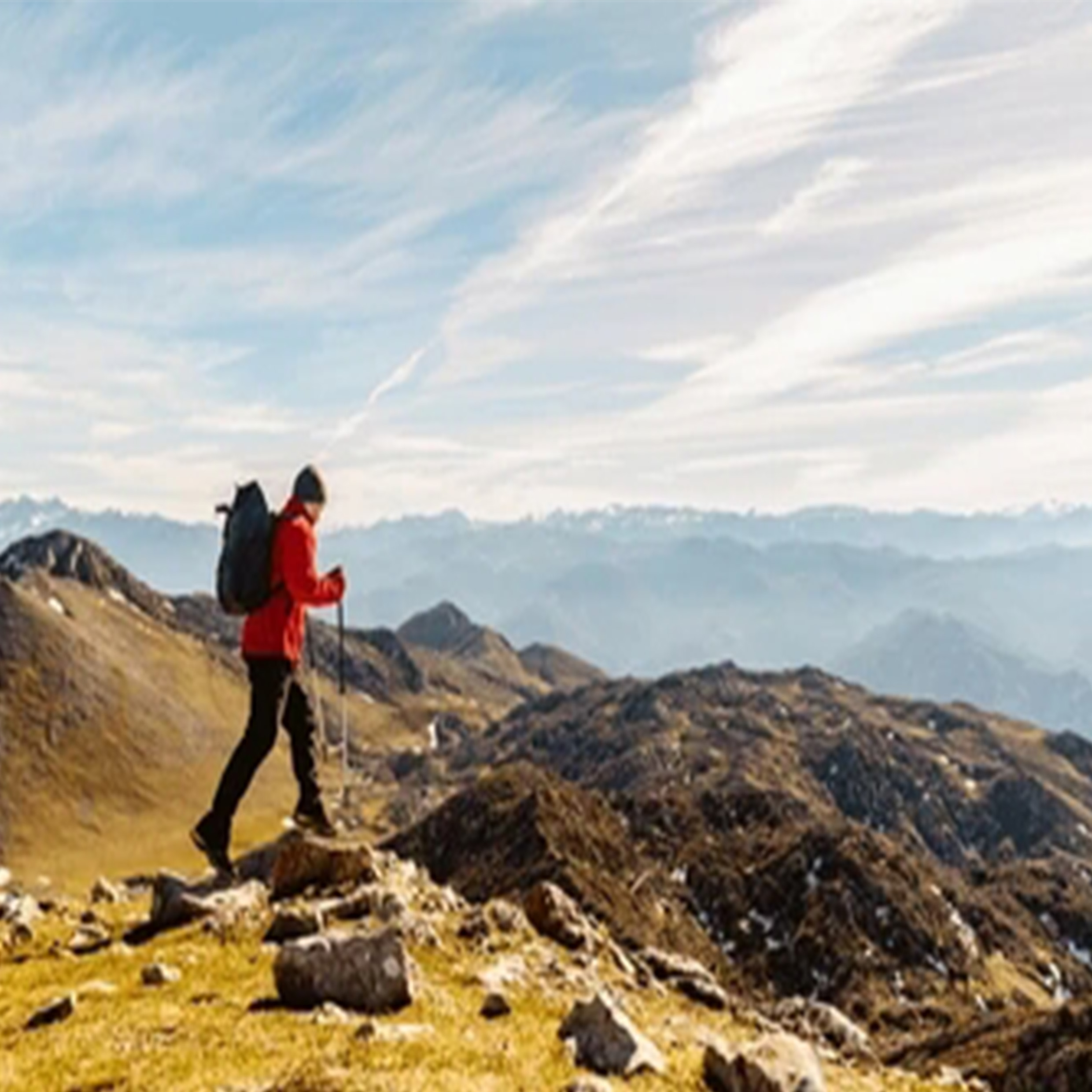 HIKE & MOUNTAINEERING